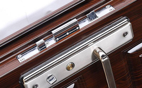 安新24小时上门开锁公司